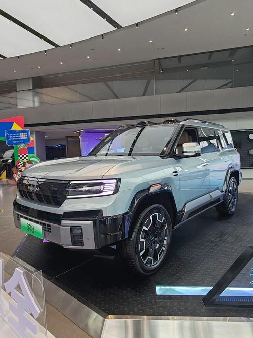 深圳287比亚迪方程豹硬派越野的爆款，英菲尼迪35周年与你共成长